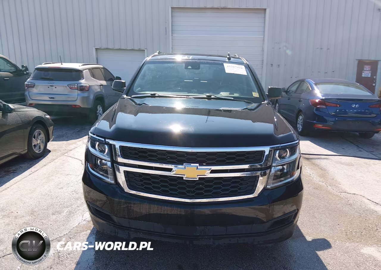 2018 Chevrolet Tahoe Lt VIN:1GNSCBKCXJR247646 - 12