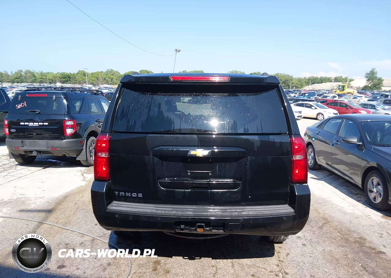 2018 Chevrolet Tahoe Lt VIN:1GNSCBKCXJR247646 - 16