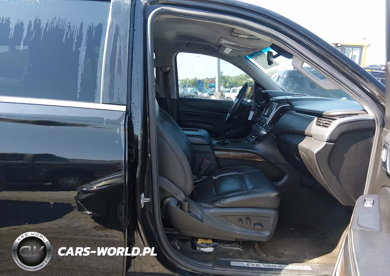 2018 Chevrolet Tahoe Lt VIN:1GNSCBKCXJR247646 - 5