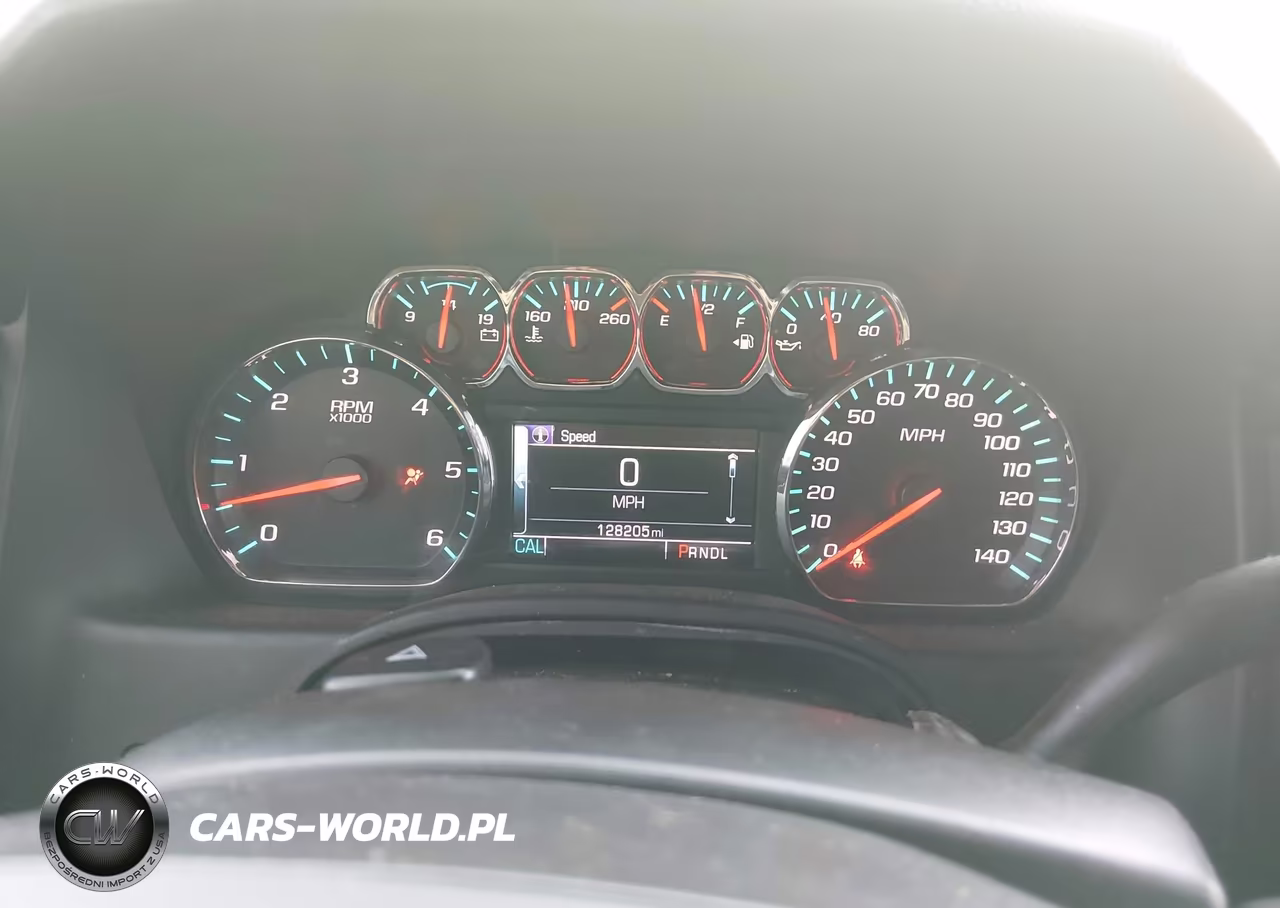 2018 Chevrolet Tahoe Lt VIN:1GNSCBKCXJR247646 - 7