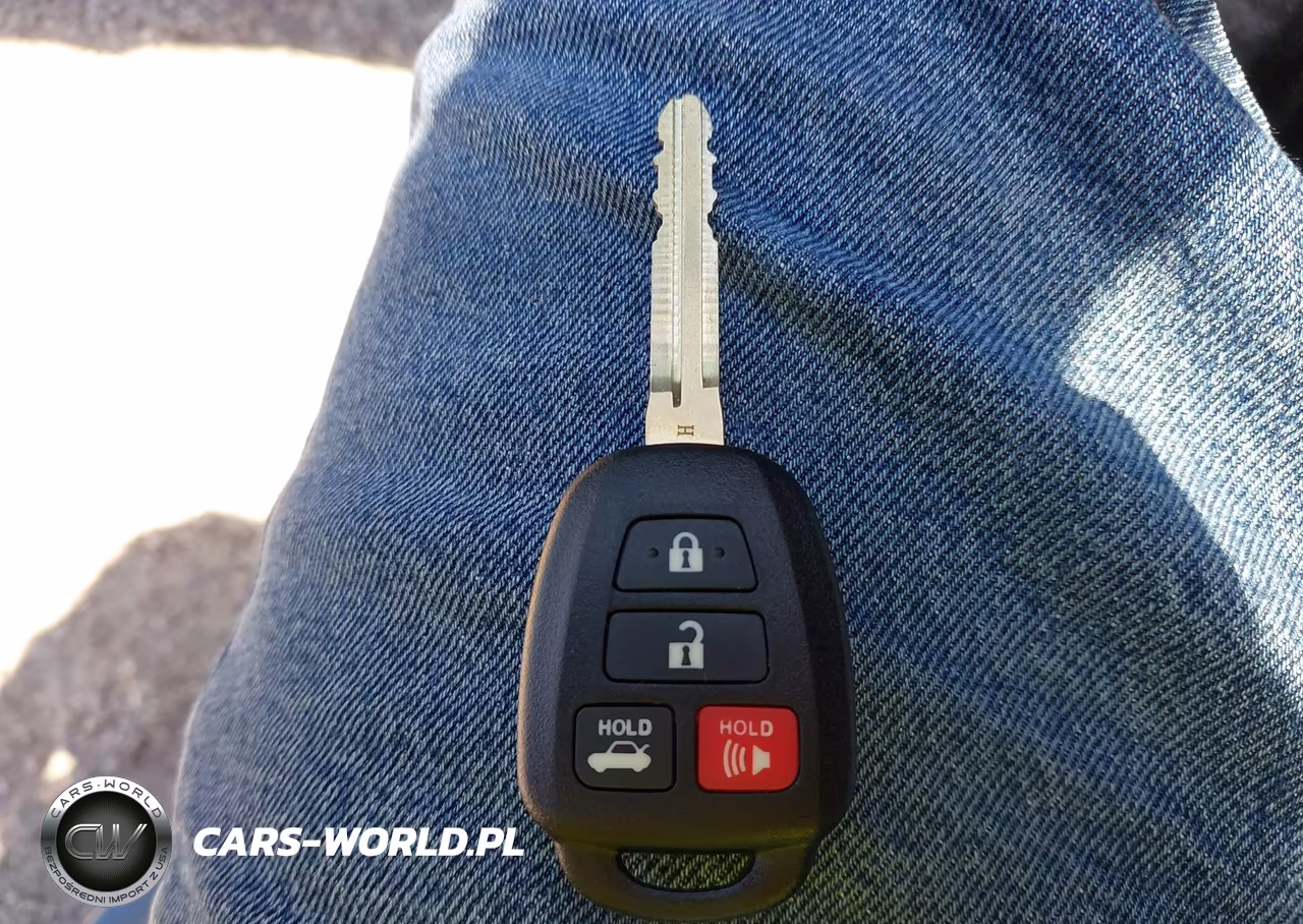 2015 Toyota Corolla L VIN:2T1BURHE9FC248506 - 11