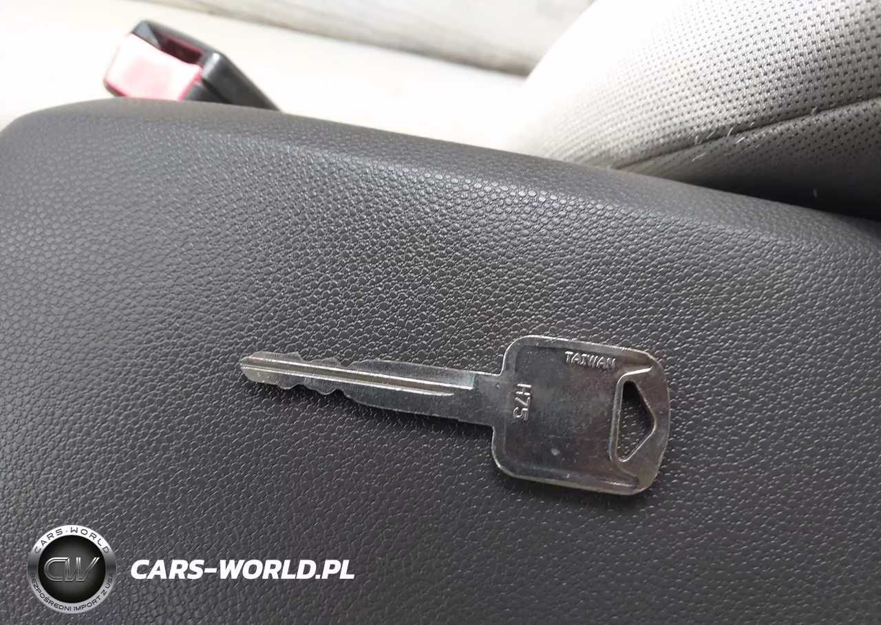 2009 Ford Focus Se VIN:1FAHP35NX9W247868 - 11