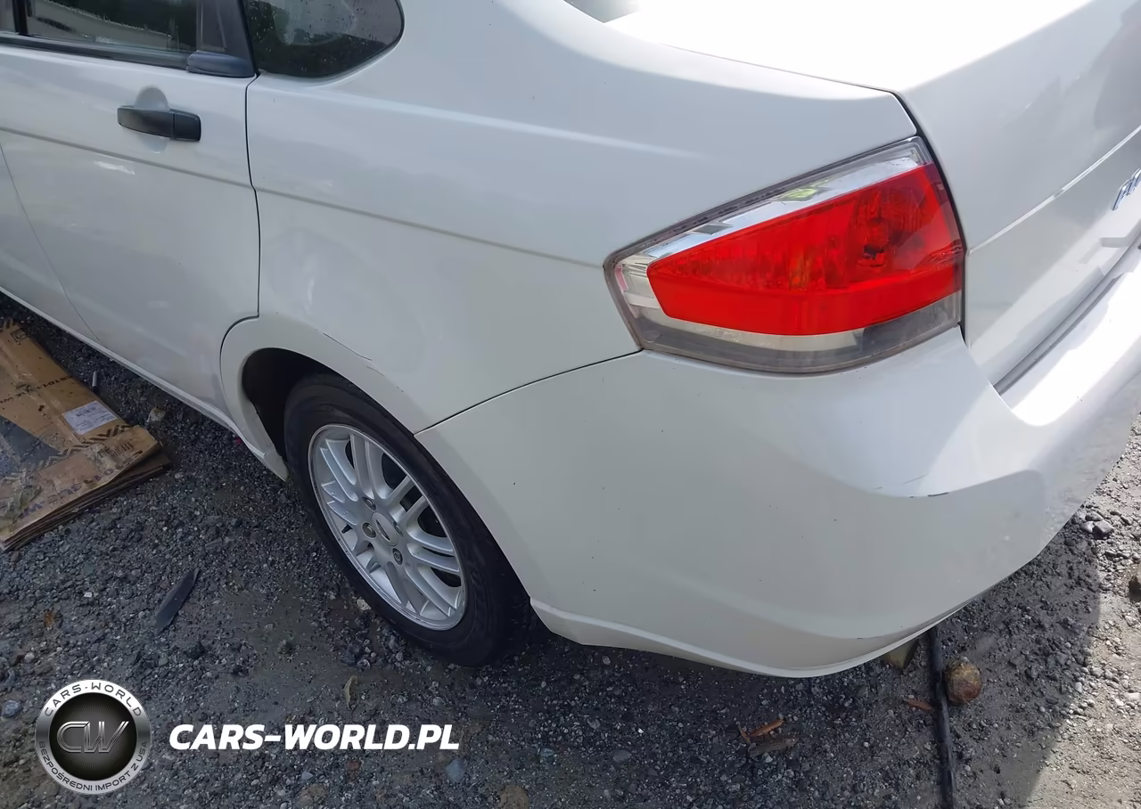 2009 Ford Focus Se VIN:1FAHP35NX9W247868 - 14