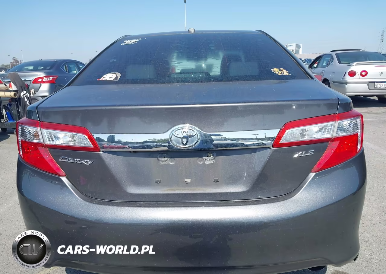 2014 Toyota Camry Xle VIN:4T4BF1FK3ER384895 - 15