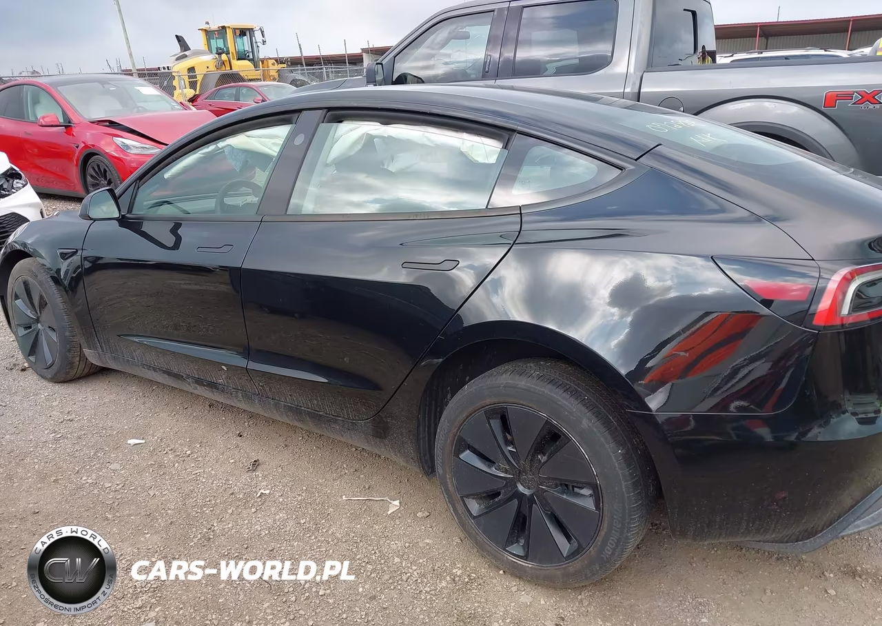 2025 Tesla Model 3 Long Range Rear-Wheel Drive-Standard Rear-Wheel Drive VIN:5YJ3E1EA6SF072928 - 15