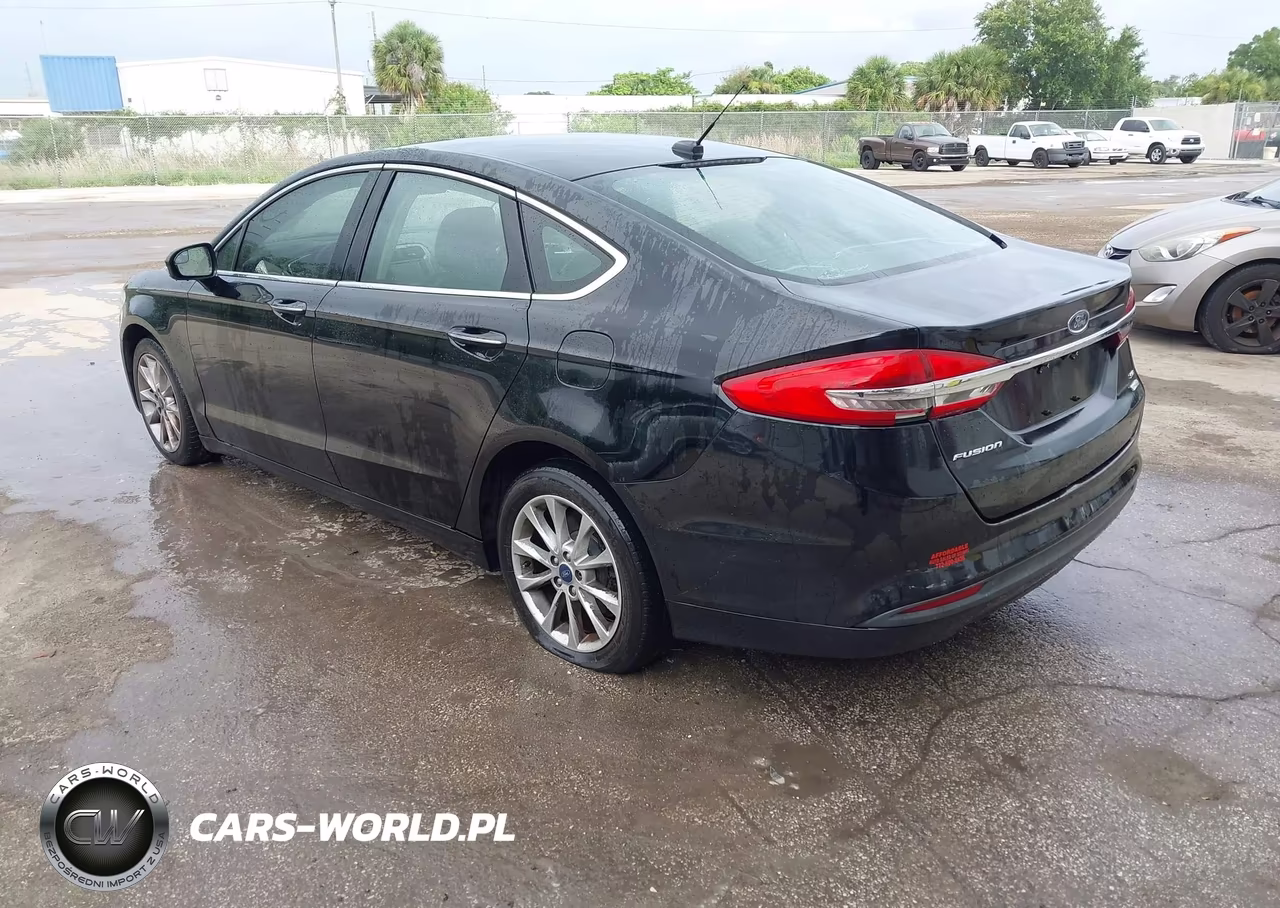 2017 Ford Fusion Se VIN:3FA6P0HDXHR250313 - 3