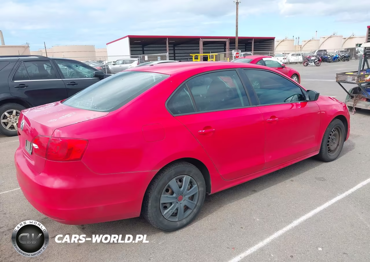 2013 Volkswagen Jetta 2.0L S VIN:3VW2K7AJ0DM260904 - 4