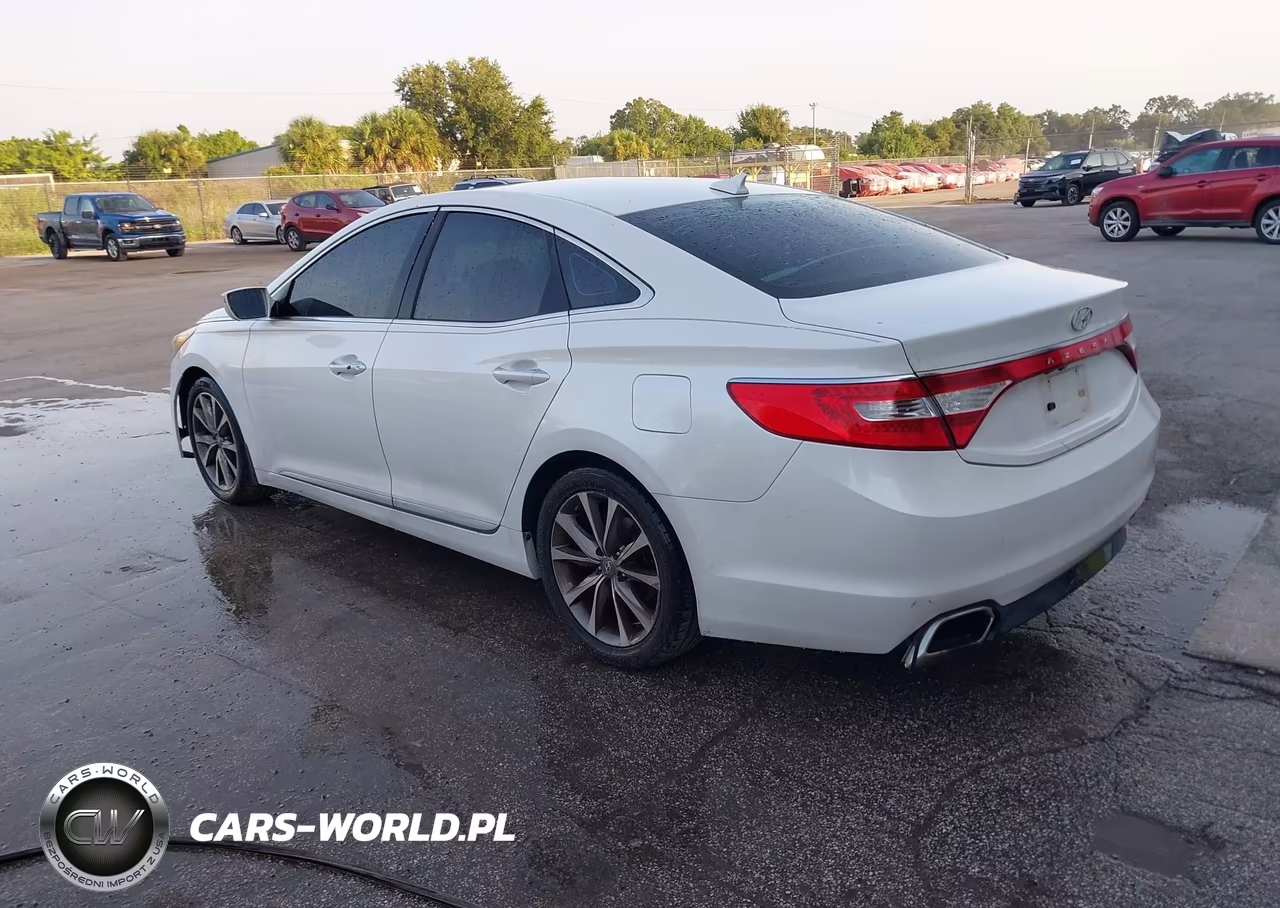 2015 Hyundai Azera VIN:KMHFG4JG9FA495130 - 3