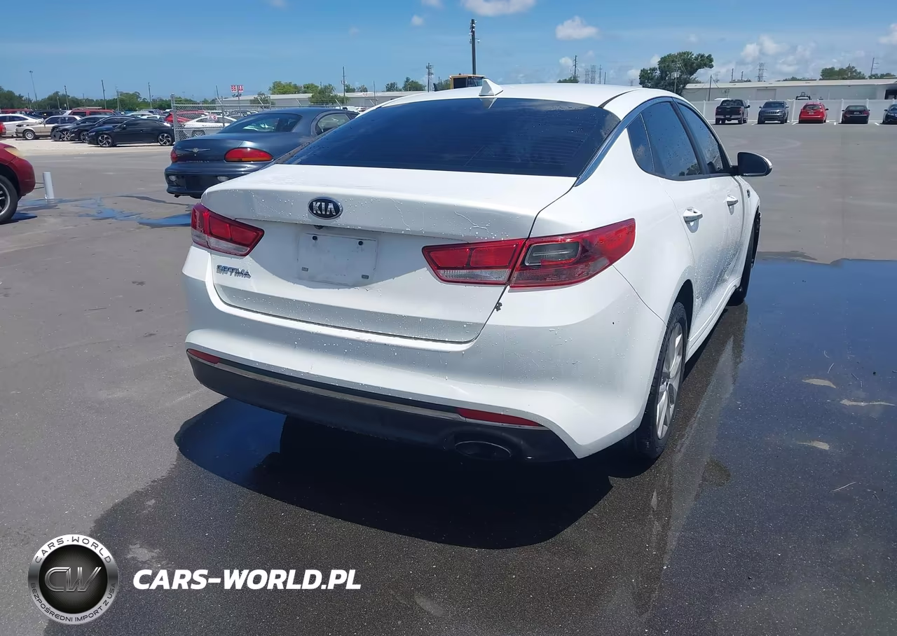2017 Kia Optima Lx VIN:5XXGT4L35HG161974 - 4