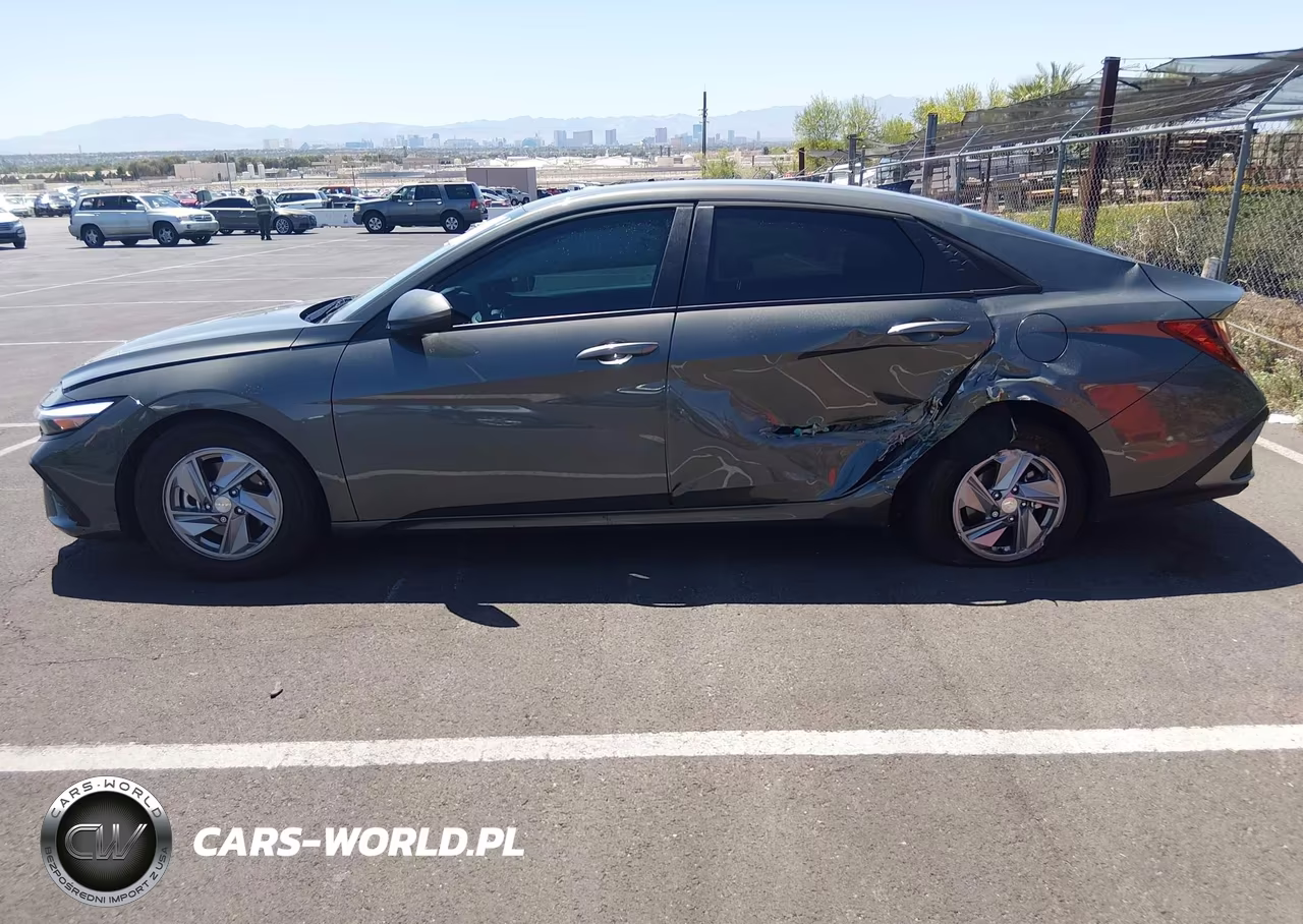 2025 Hyundai Elantra Se VIN:KMHLL4DG6SU055854 - 14