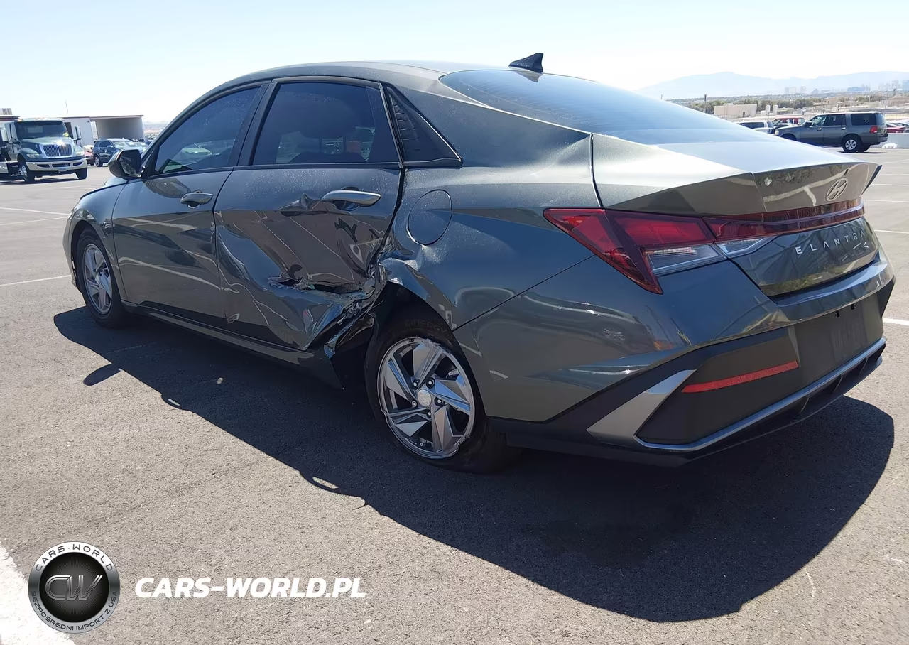 2025 Hyundai Elantra Se VIN:KMHLL4DG6SU055854 - 3