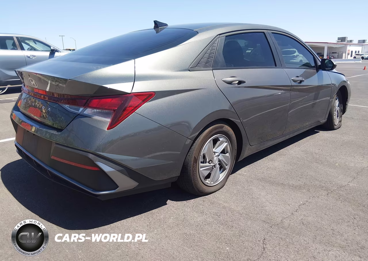 2025 Hyundai Elantra Se VIN:KMHLL4DG6SU055854 - 4