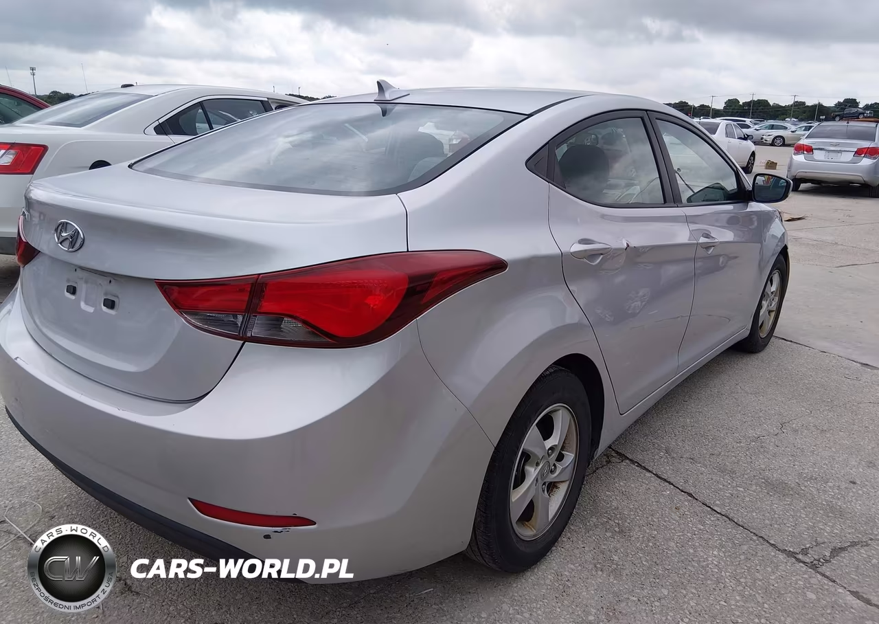 2015 Hyundai Elantra Se VIN:5NPDH4AE6FH600075 - 4