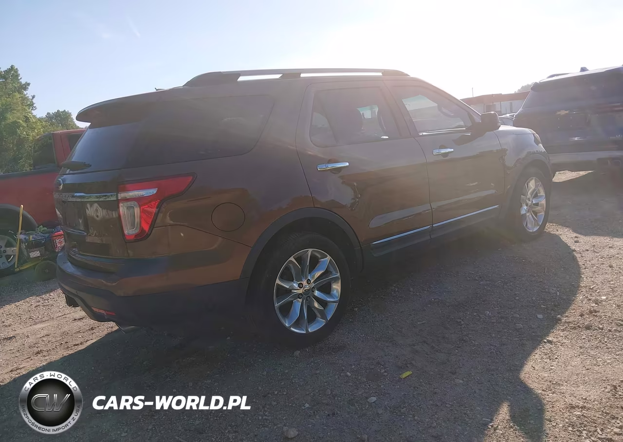 2011 Ford Explorer Xlt VIN:1FMHK7D81BGA64012 - 4