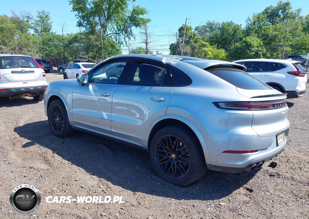 2026 Porsche Cayenne Coupe VIN:WP1BA2AY9TDA36142 - 3