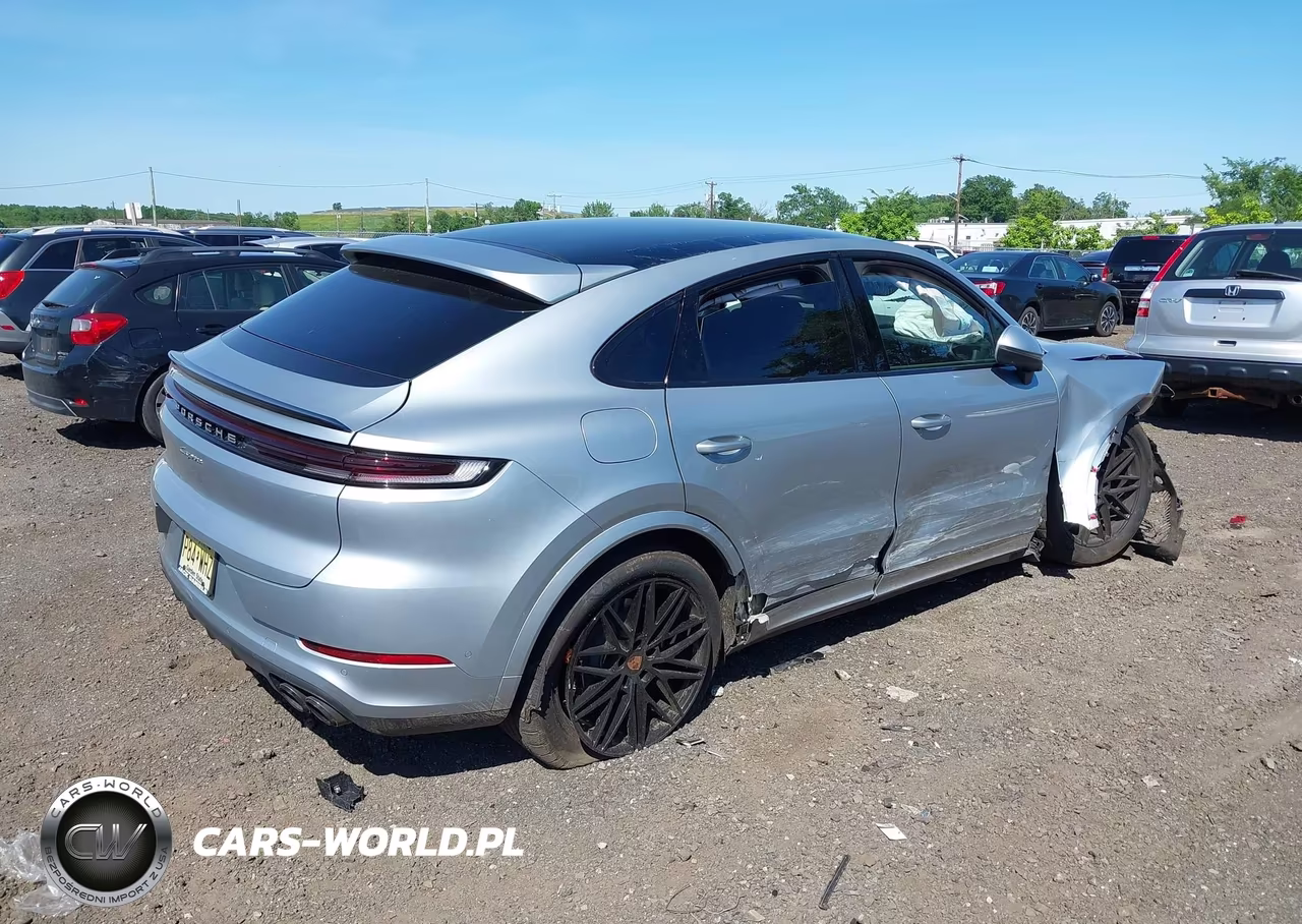 2026 Porsche Cayenne Coupe VIN:WP1BA2AY9TDA36142 - 4