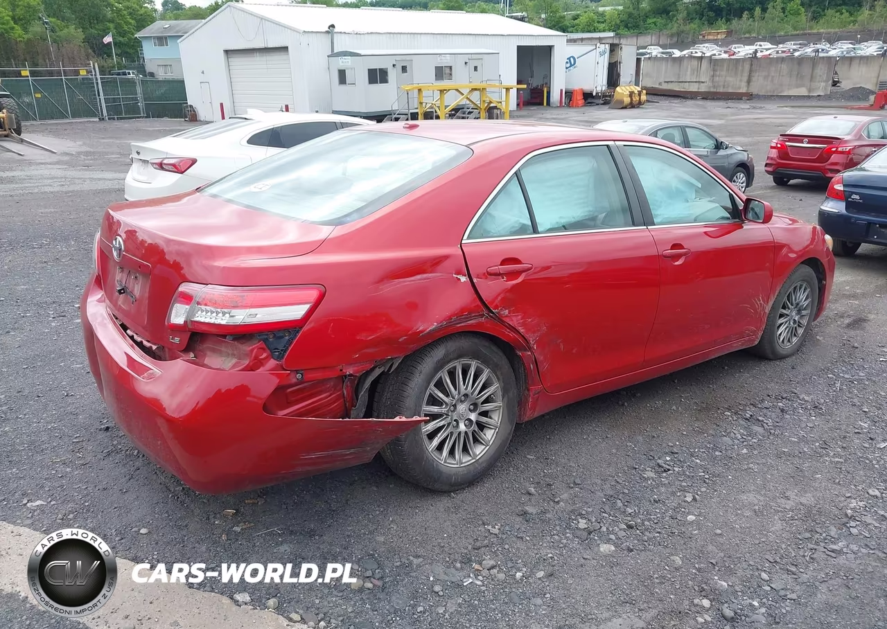 2010 Toyota Camry Le VIN:4T1BF3EK7AU520205 - 4