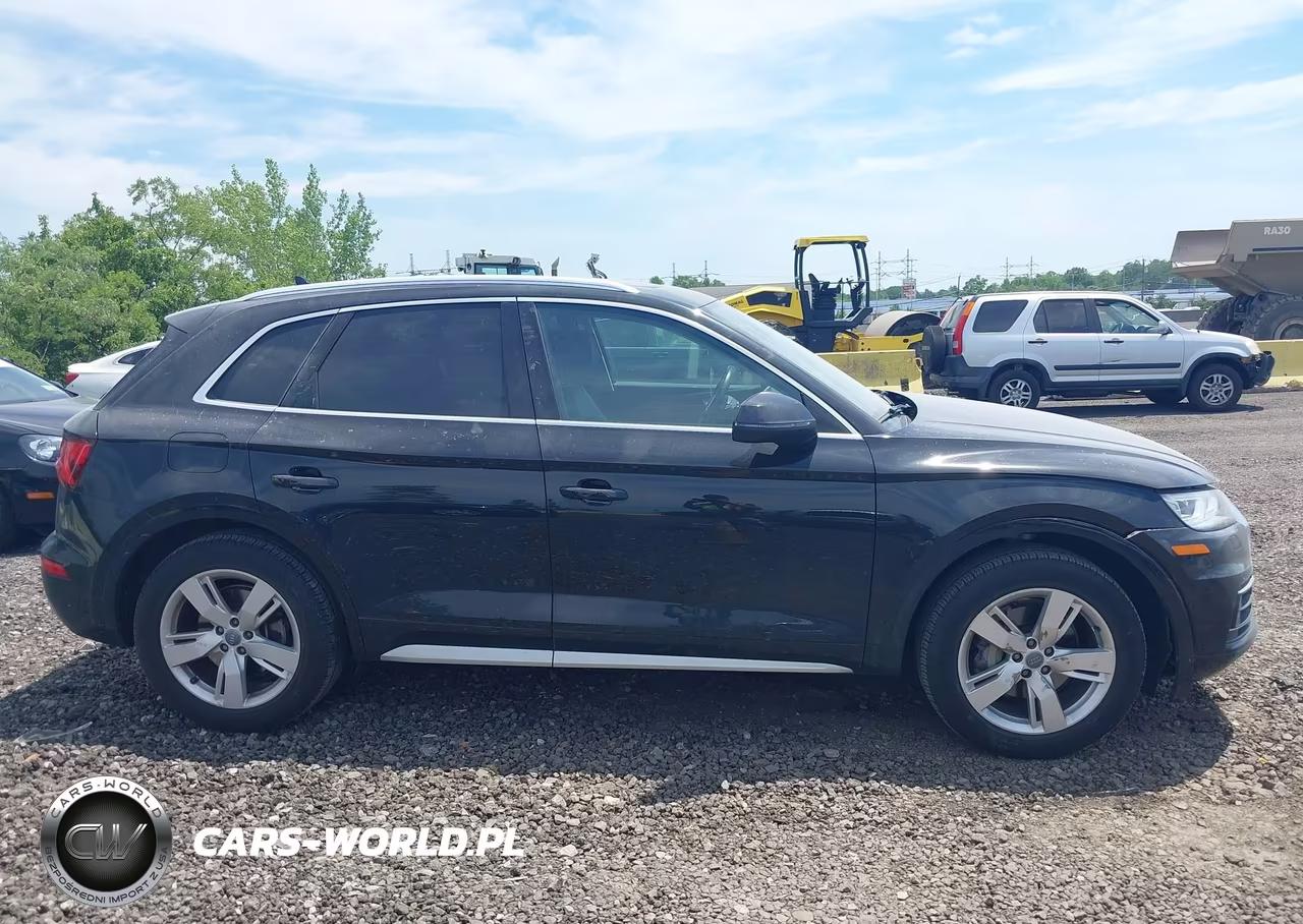 2018 Audi Q5 2.0T Premium-2.0T Tech Premium VIN:WA1BNAFY3J2176604 - 13