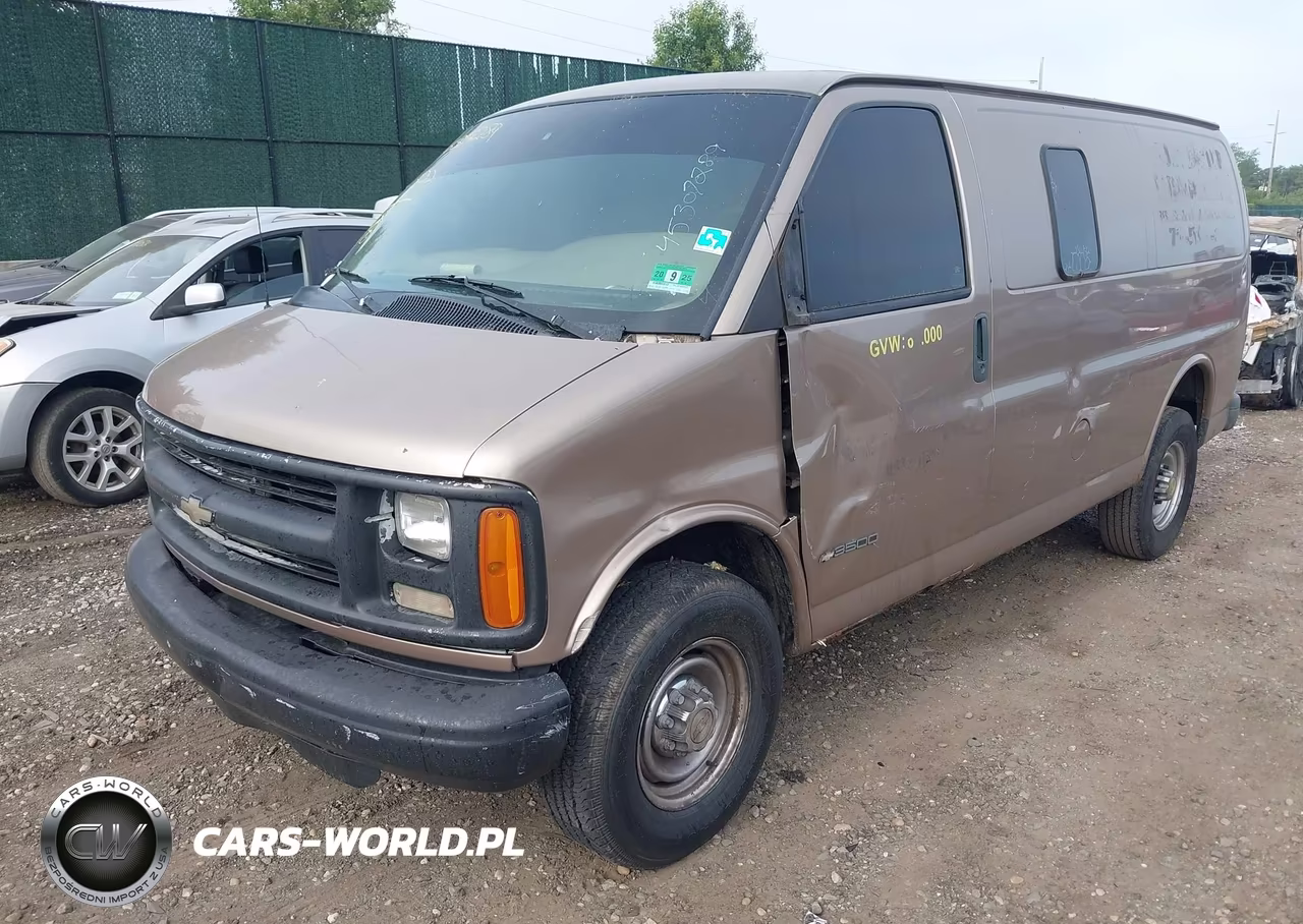 2001 Chevrolet Express VIN:1GCHG35R011101784 - 2