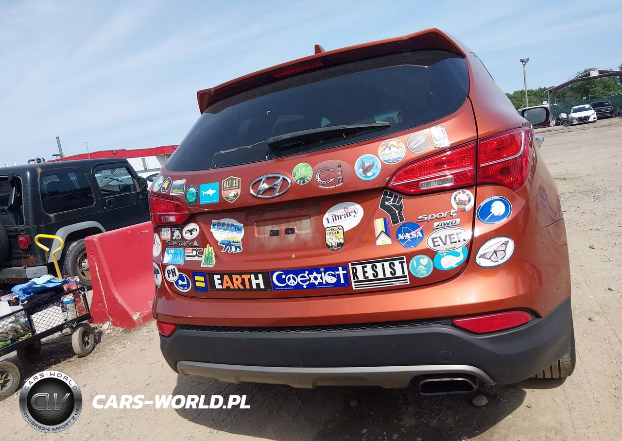 2015 Hyundai Santa Fe Sport 2.4L VIN:5XYZTDLB7FG233217 - 16