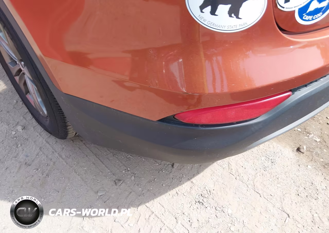 2015 Hyundai Santa Fe Sport 2.4L VIN:5XYZTDLB7FG233217 - 19