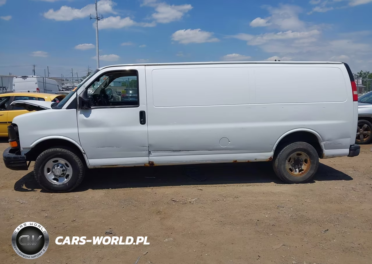 2015 Chevrolet Express 3500 Work Van VIN:1GCZGUCG6F1240627 - 14