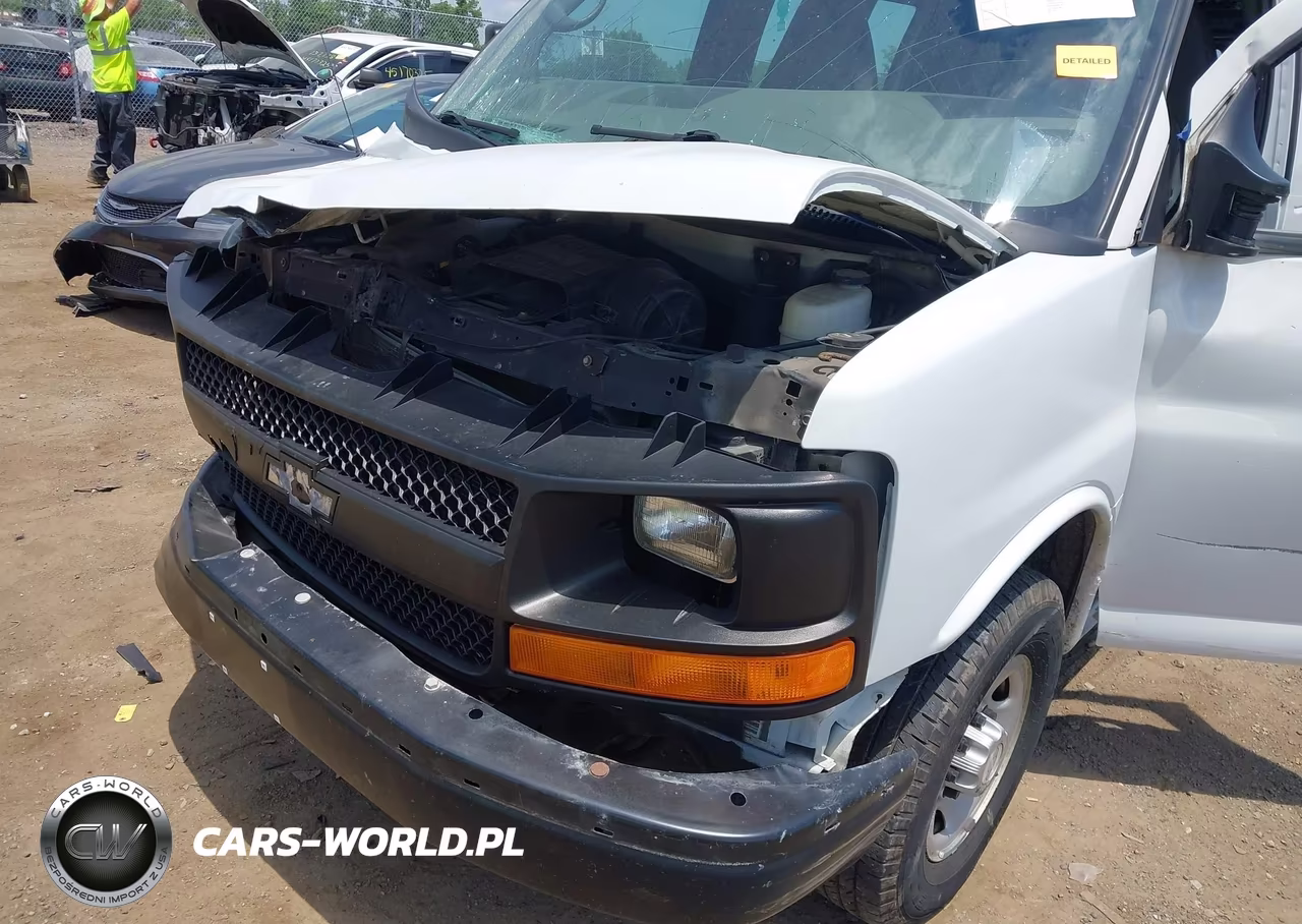 2015 Chevrolet Express 3500 Work Van VIN:1GCZGUCG6F1240627 - 6