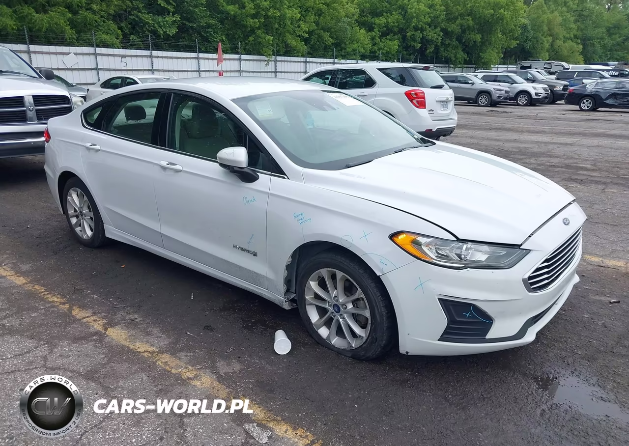 2019 Ford Fusion Hybrid Se – zdjęcie 1 z 22