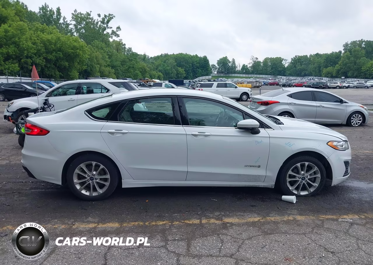 2019 Ford Fusion Hybrid Se VIN:3FA6P0LUXKR224938 - 14