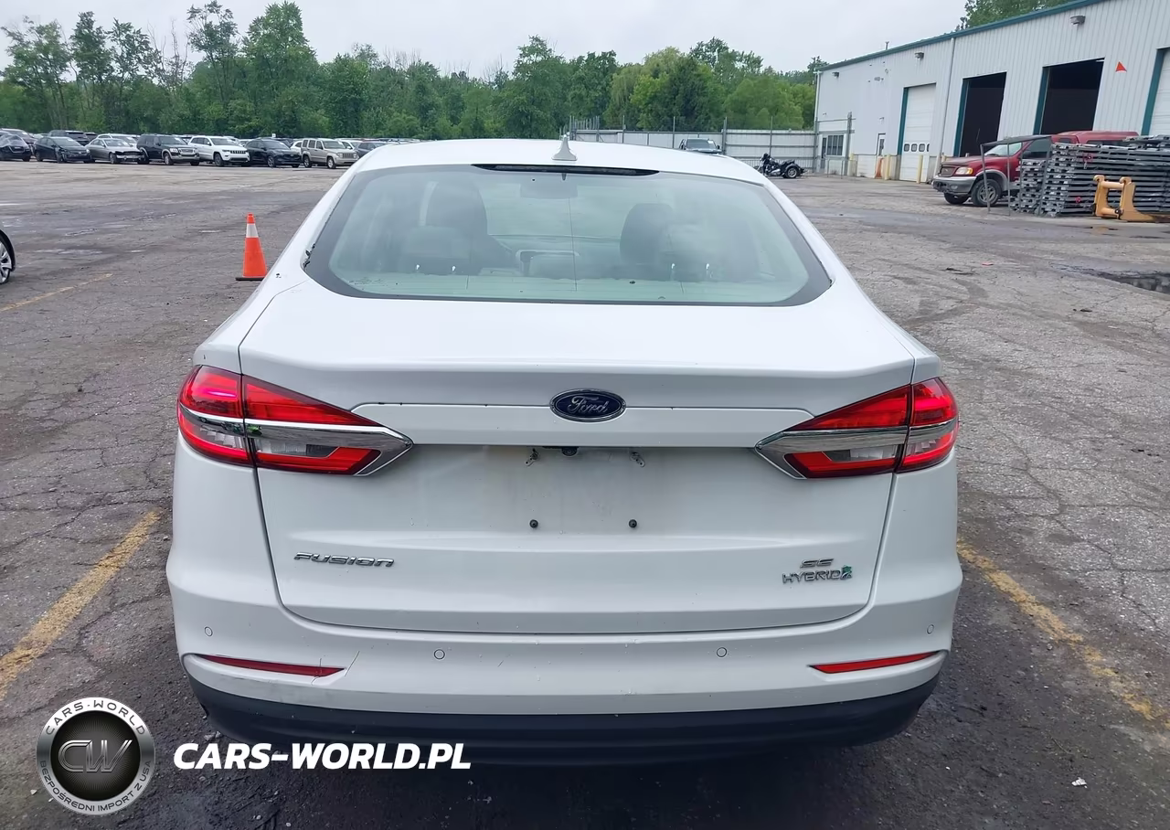 2019 Ford Fusion Hybrid Se VIN:3FA6P0LUXKR224938 - 17