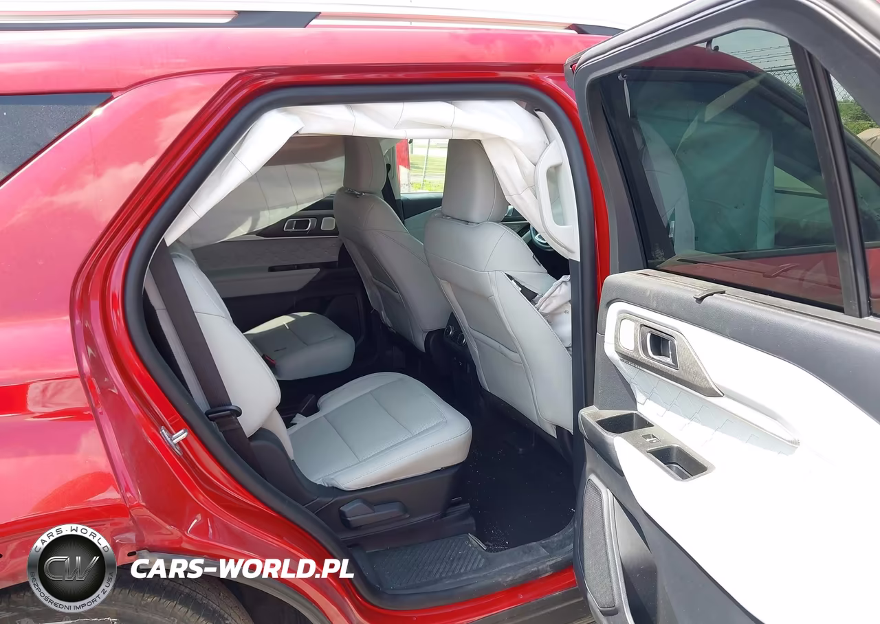 2025 Ford Explorer Platinum VIN:1FMUK8HH5SGA70989 - 8