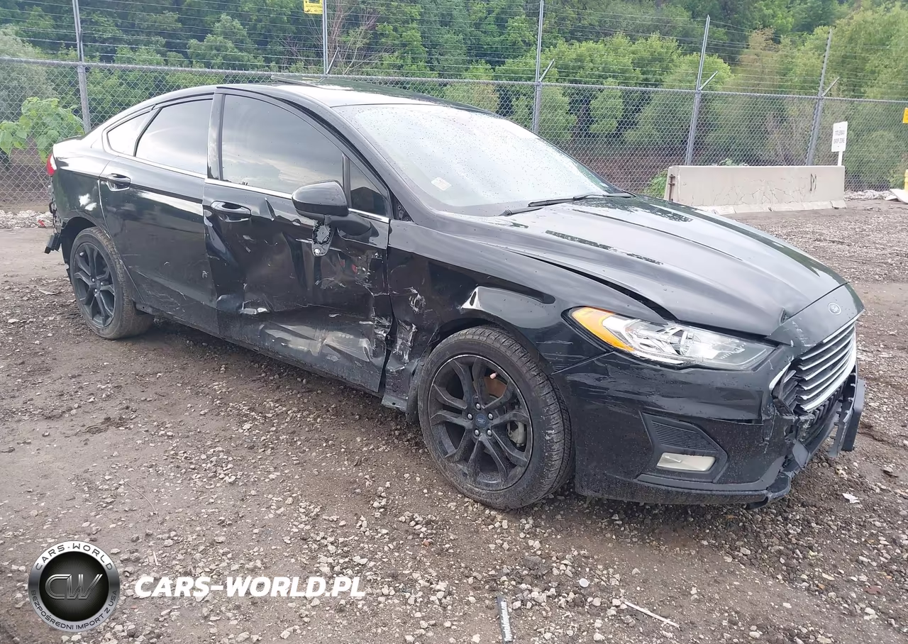 2019 Ford Fusion Se – zdjęcie 1 z 16