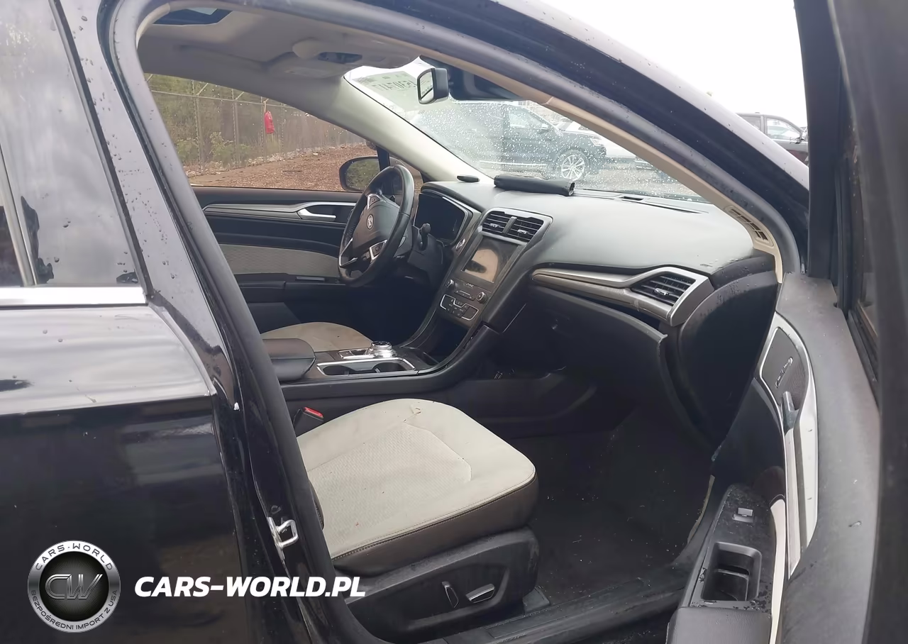 2019 Ford Fusion Se VIN:3FA6P0HD3KR173453 - 5