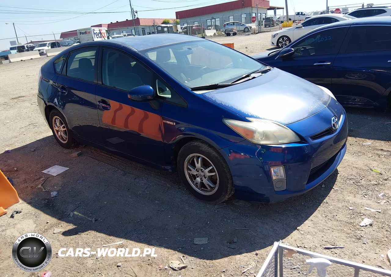 2011 Toyota Prius Two – zdjęcie 1 z 16