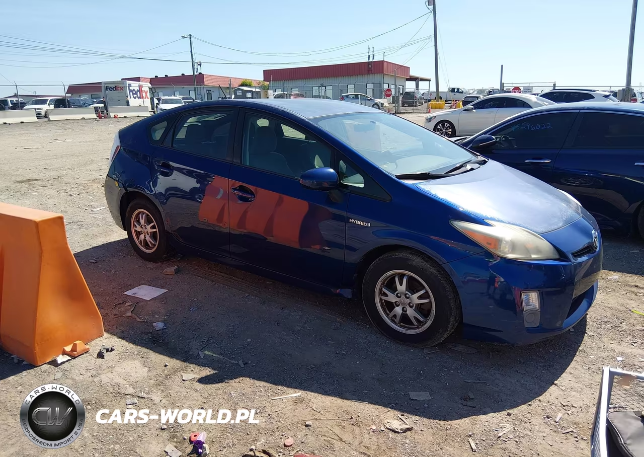 2011 Toyota Prius Two VIN:JTDKN3DU3B1392784 - 13