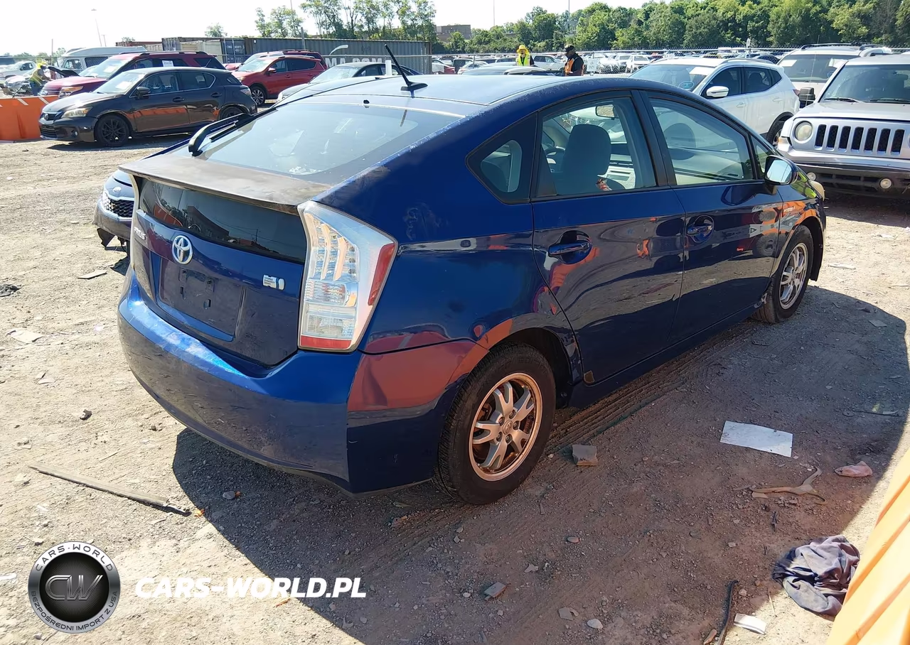 2011 Toyota Prius Two VIN:JTDKN3DU3B1392784 - 4