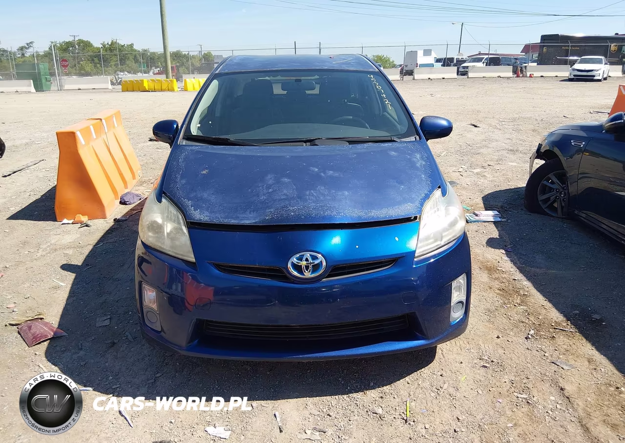 2011 Toyota Prius Two VIN:JTDKN3DU3B1392784 - 6