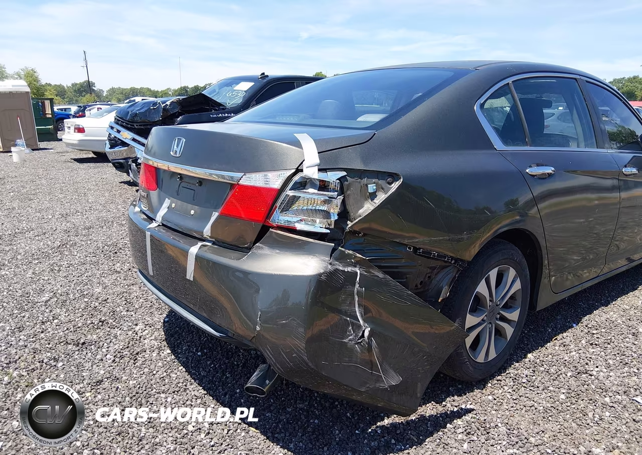 HONDA ACCORD LX VIN:1HGCR2F32EA121499 - 6