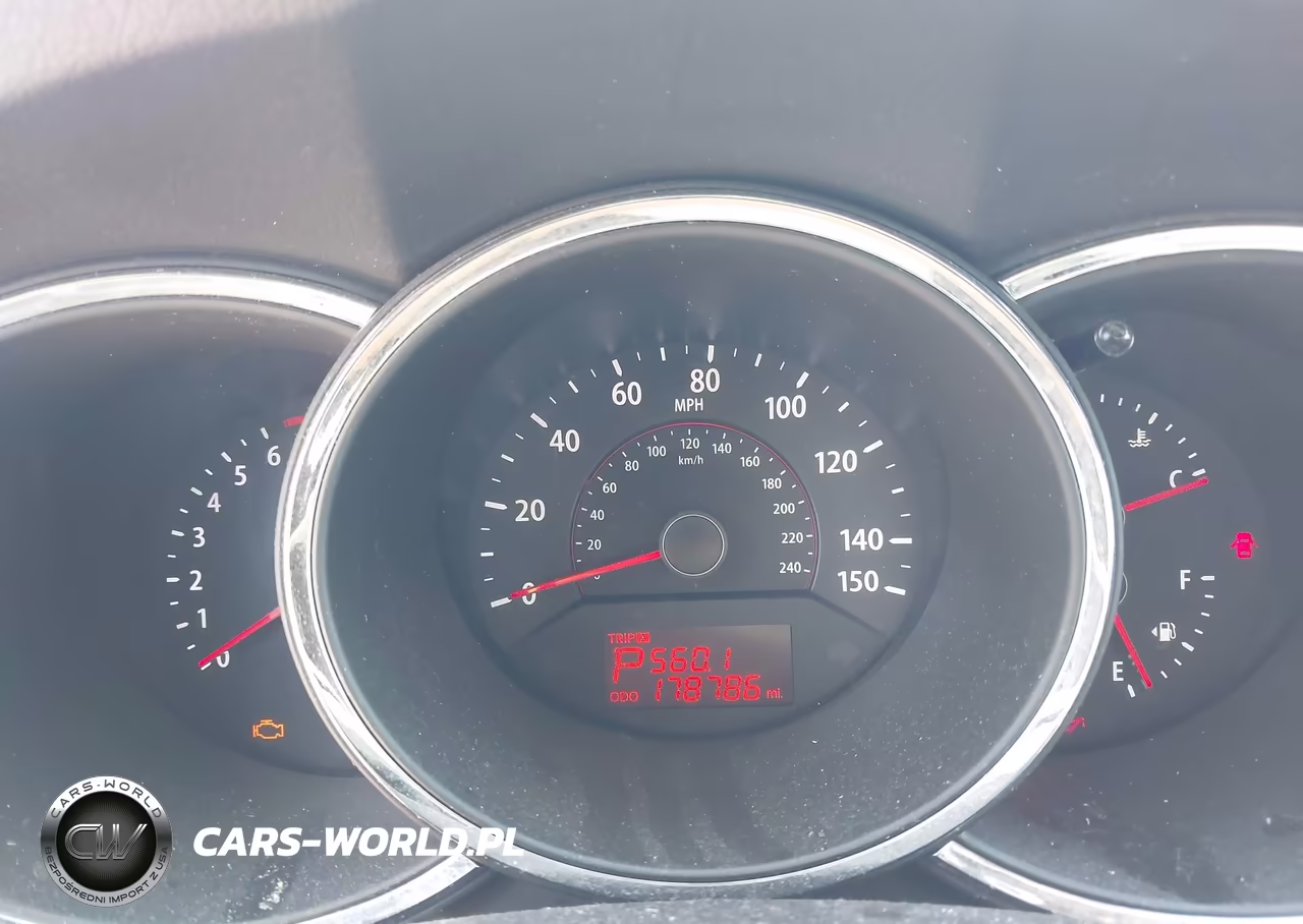 2011 Kia Sorento Lx VIN:5XYKTDA19BG129012 - 7