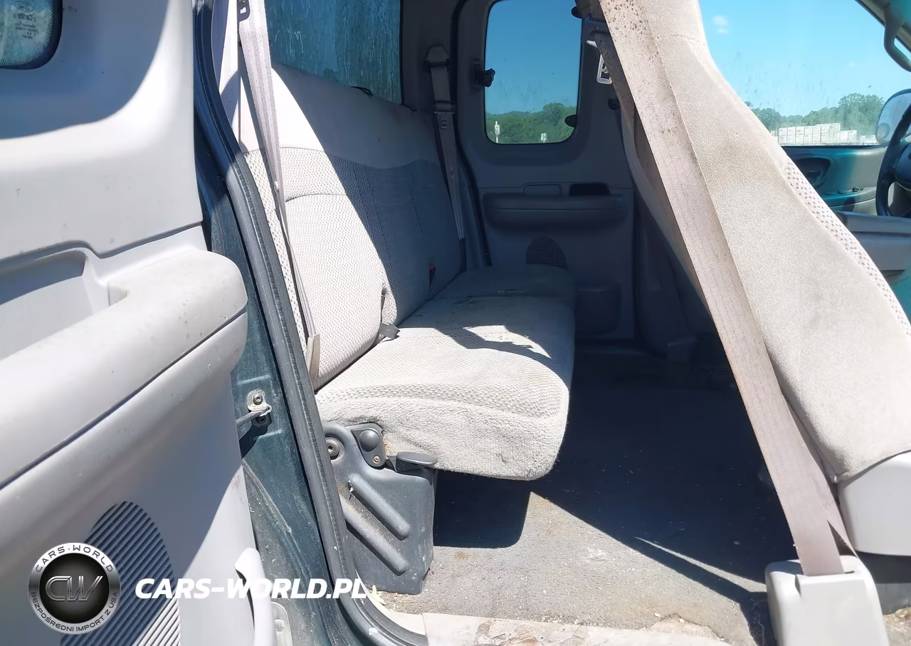 2001 Ford F-150 Lariat-Xl-Xlt VIN:1FTRX18W41NA18670 - 8