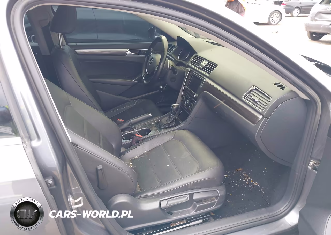 2018 Volkswagen Passat 2.0T Se VIN:1VWBA7A31JC023775 - 5