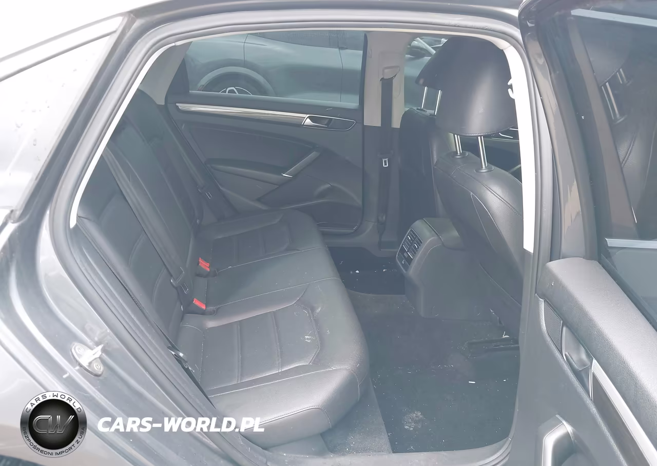 2018 Volkswagen Passat 2.0T Se VIN:1VWBA7A31JC023775 - 8