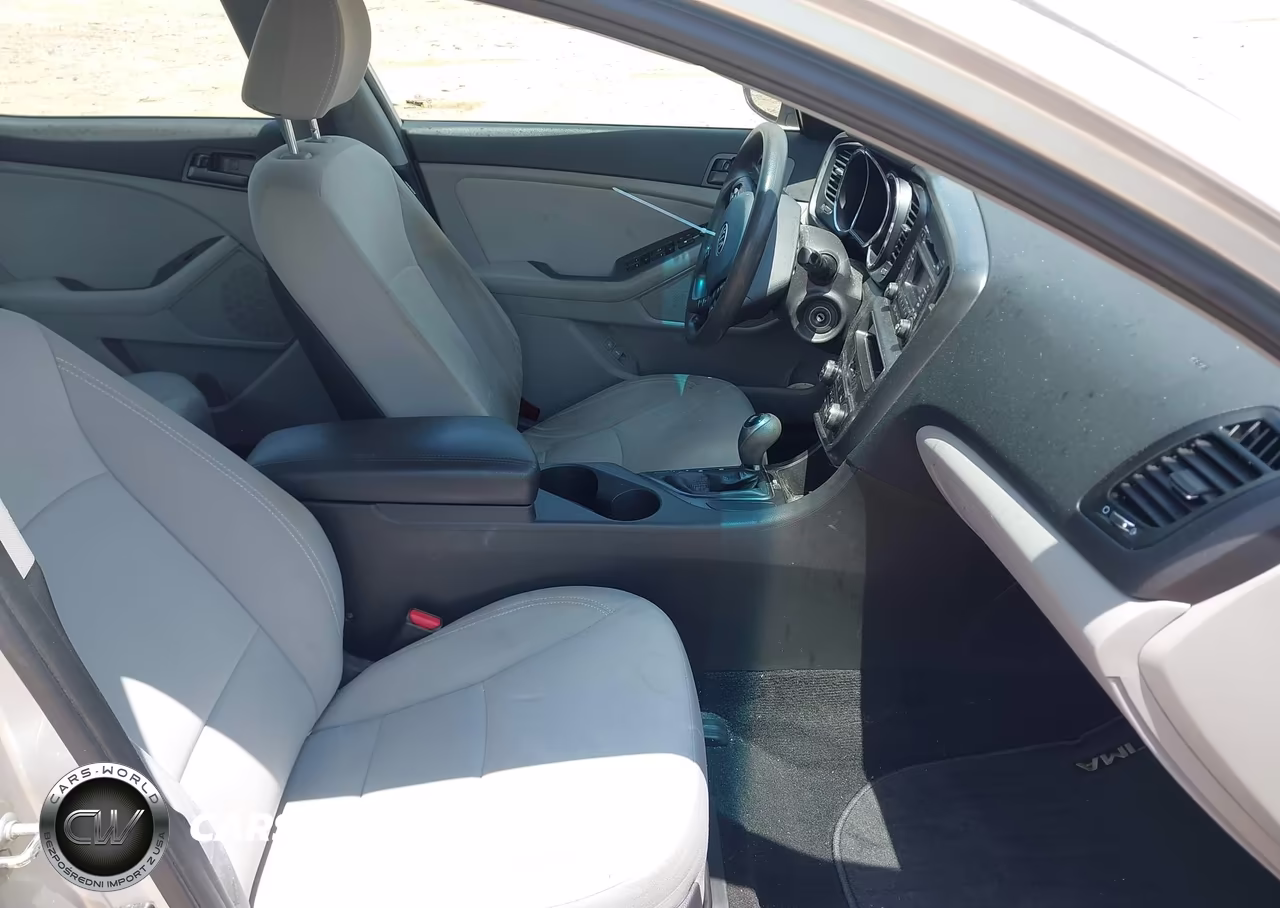 2012 Kia Optima Lx VIN:KNAGM4A74C5279236 - 5