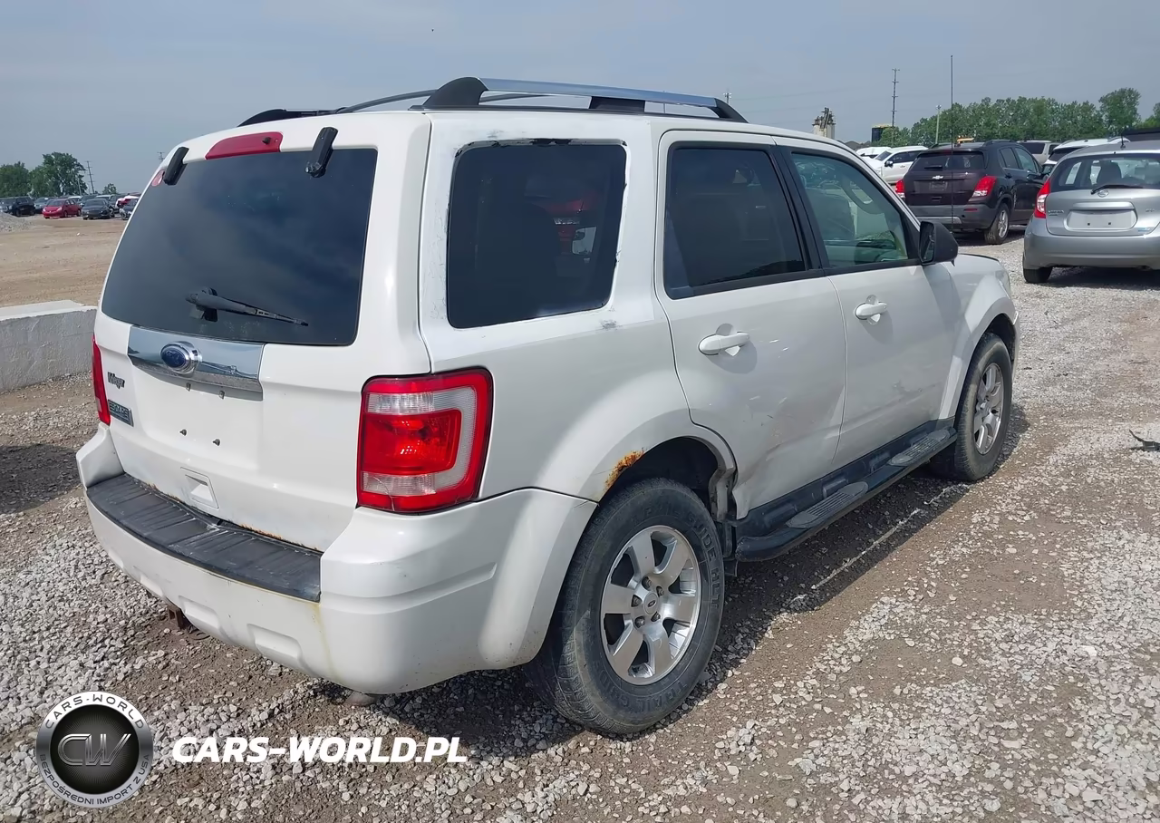 2011 Ford Escape Limited VIN:1FMCU0E78BKA32298 - 4