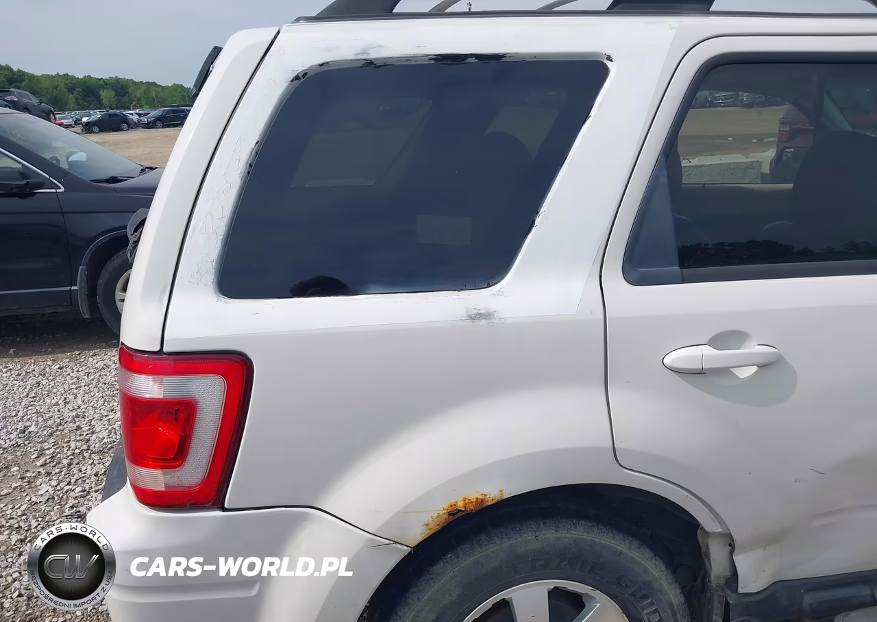 2011 Ford Escape Limited VIN:1FMCU0E78BKA32298 - 6