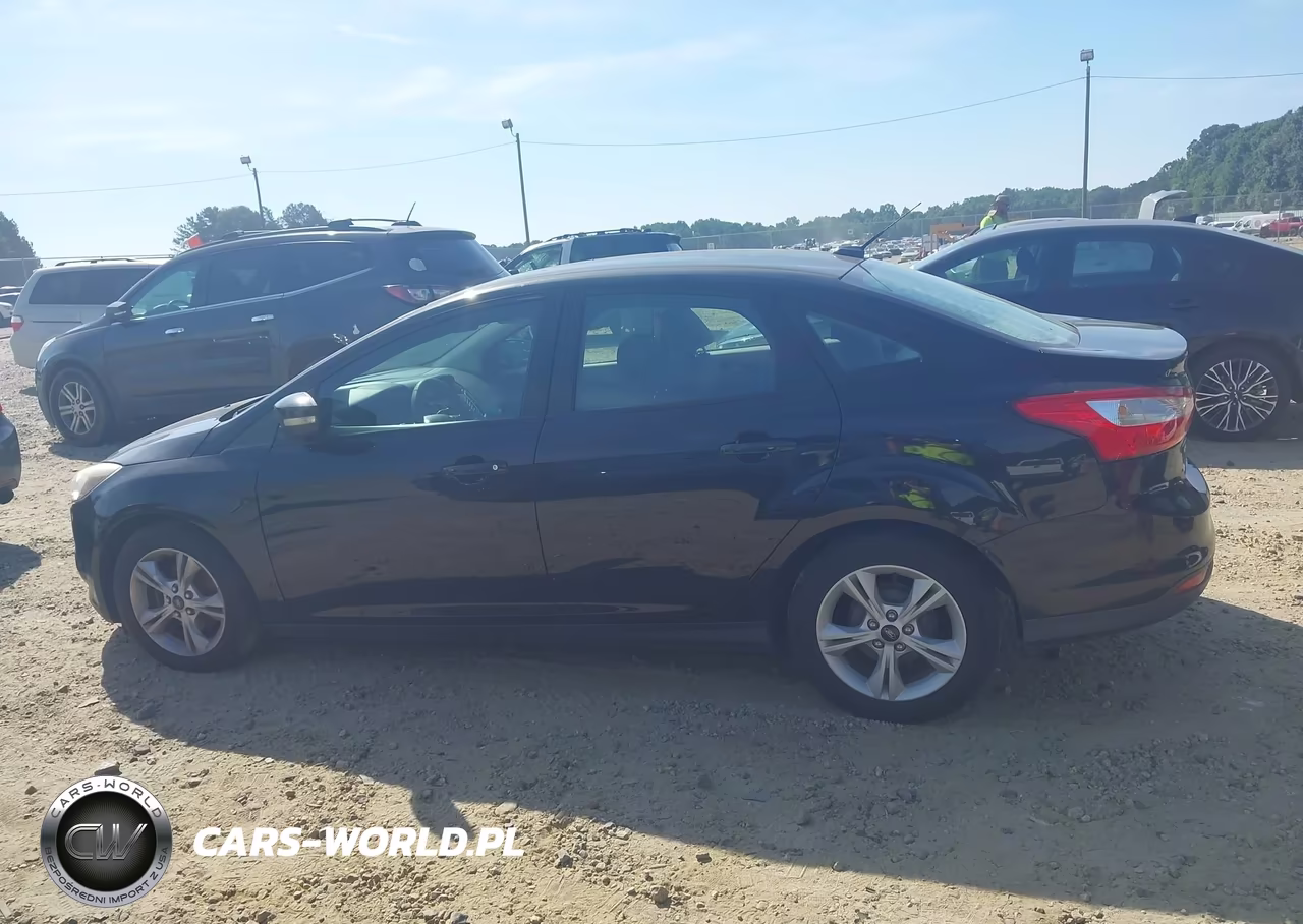 2014 Ford Focus Se VIN:1FADP3F2XEL425454 - 14
