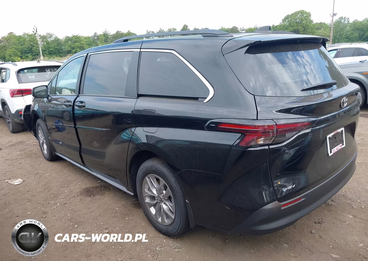 2026 Toyota Sienna Le VIN:5TDKRKEC3TS322131 - 3