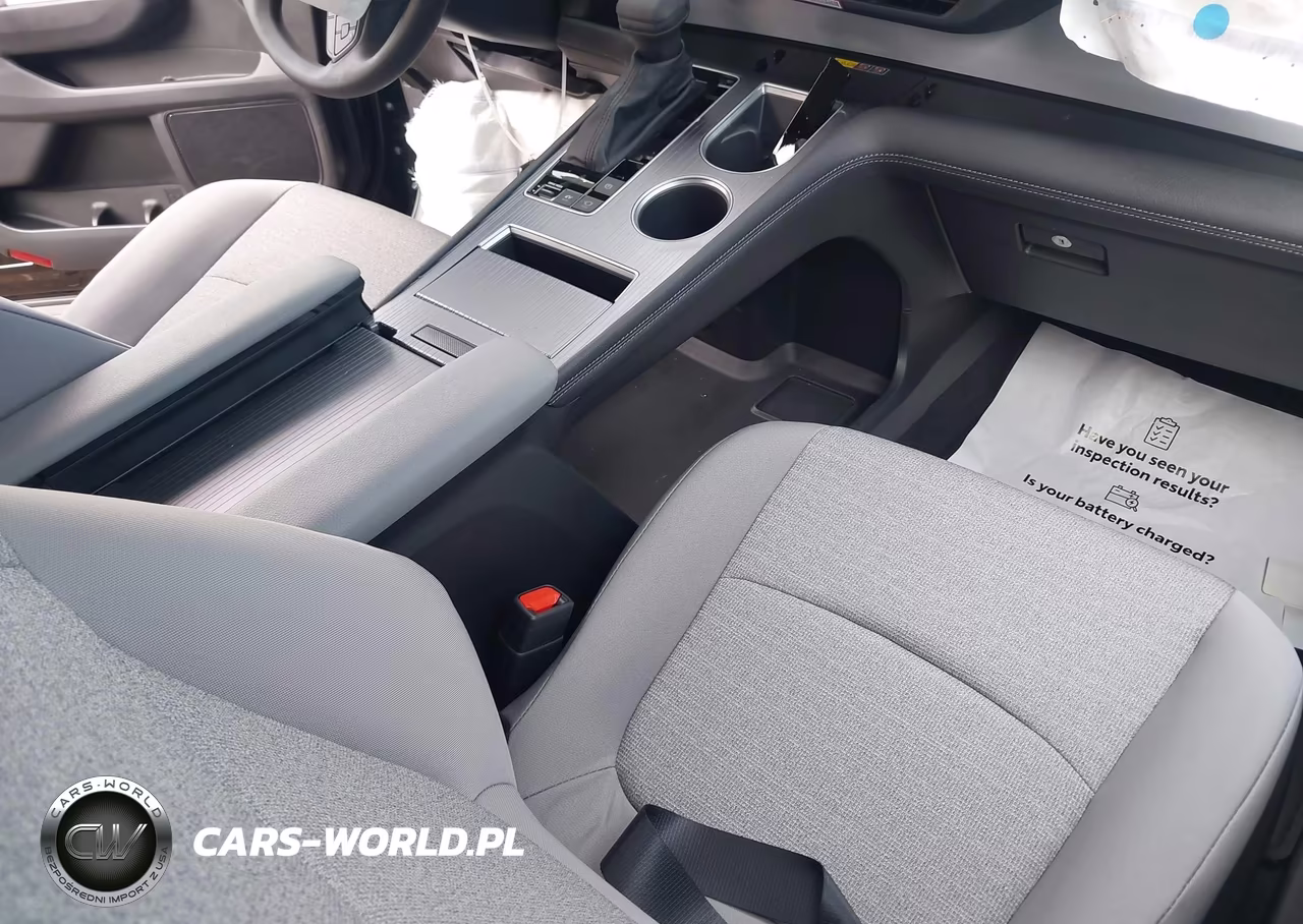 2026 Toyota Sienna Le VIN:5TDKRKEC3TS322131 - 5