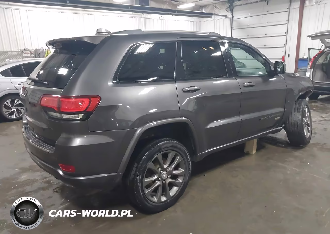 2017 Jeep Grand Cherokee Limited 75Th Anniversary Edition 4X4 VIN:1C4RJFBG4HC663356 - 4
