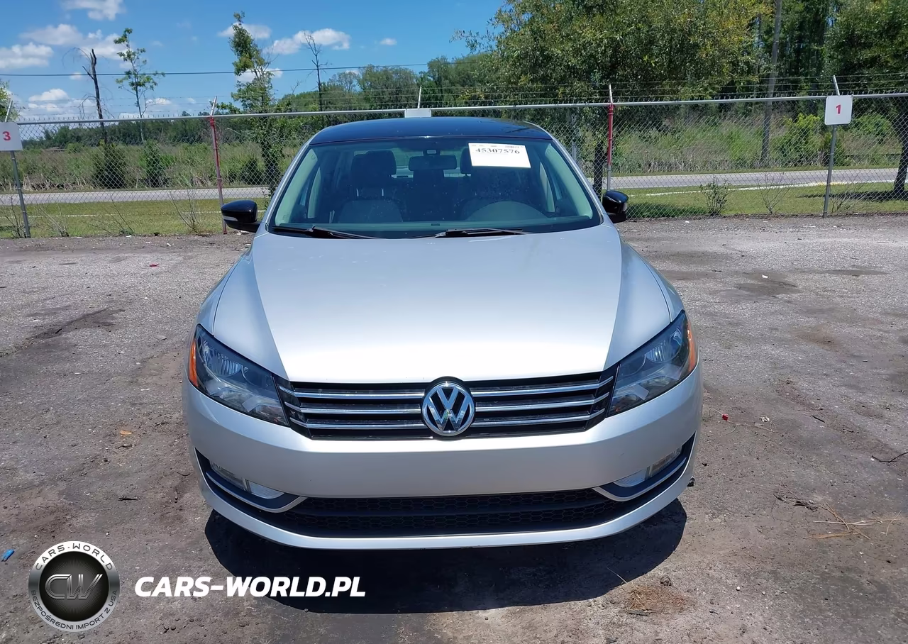 2015 Volkswagen Passat 1.8T Sport VIN:1VWBT7A30FC102971 - 12